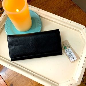 Clark’s Wallet NEW